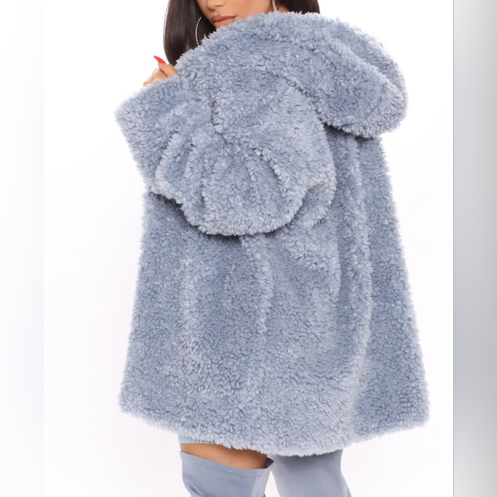 Women’s Fashion Nova Cali Winters Sherpa Jacket Light Blue Size M Medium